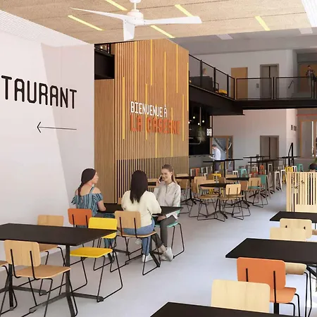 Hostel Hi - La Caserne *