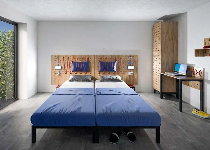 Hostel Hi - La Caserne