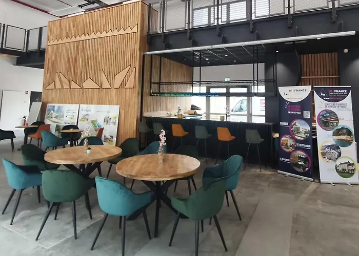 Hostel Hi - La Caserne